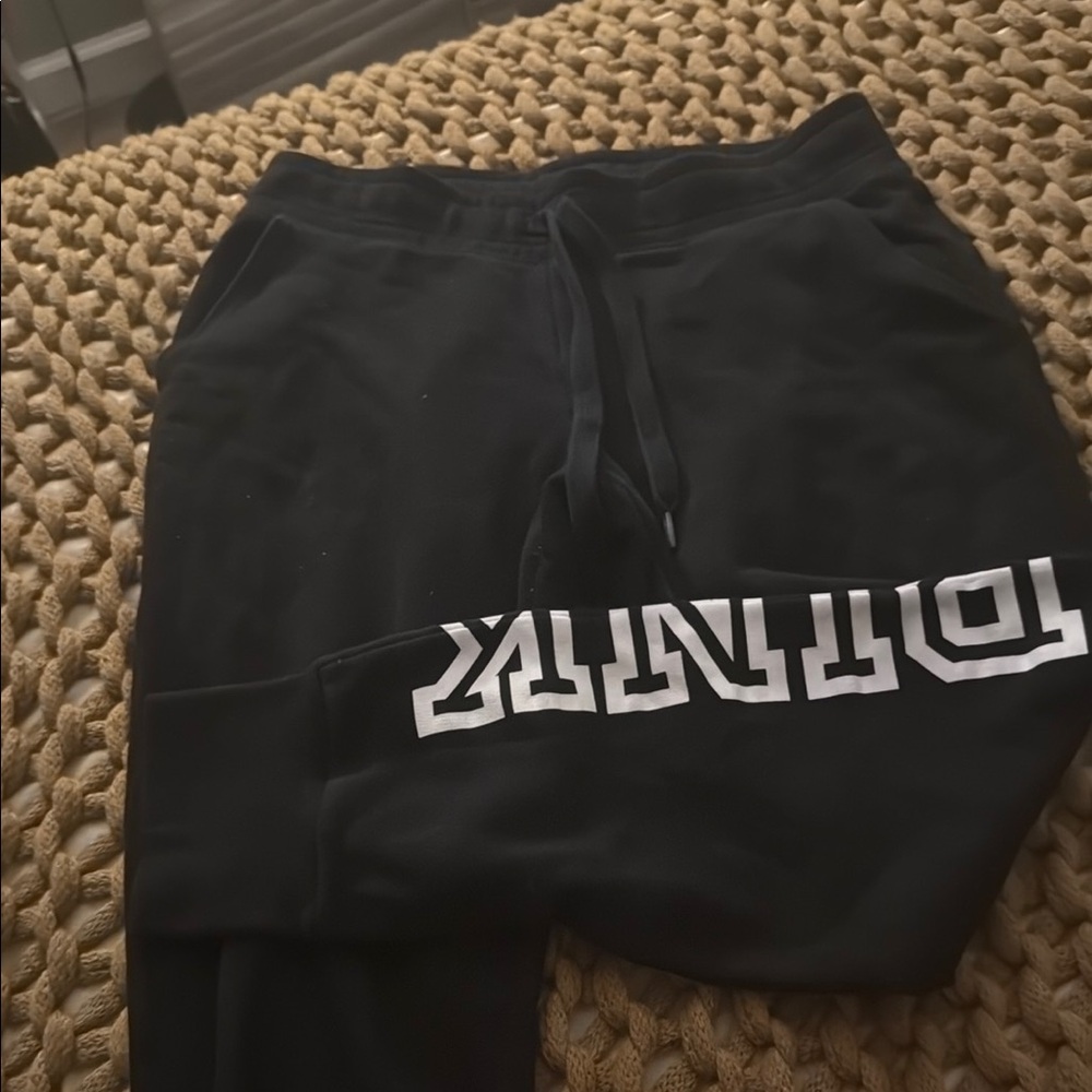 PINK Victoria's Secret Black and White Jeggings with Bold Logo